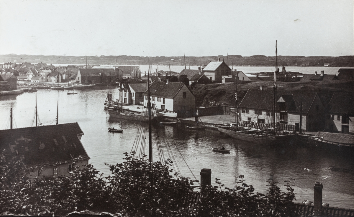 Smedasundet og Krossen sett mot sydvest, ca. 1910.