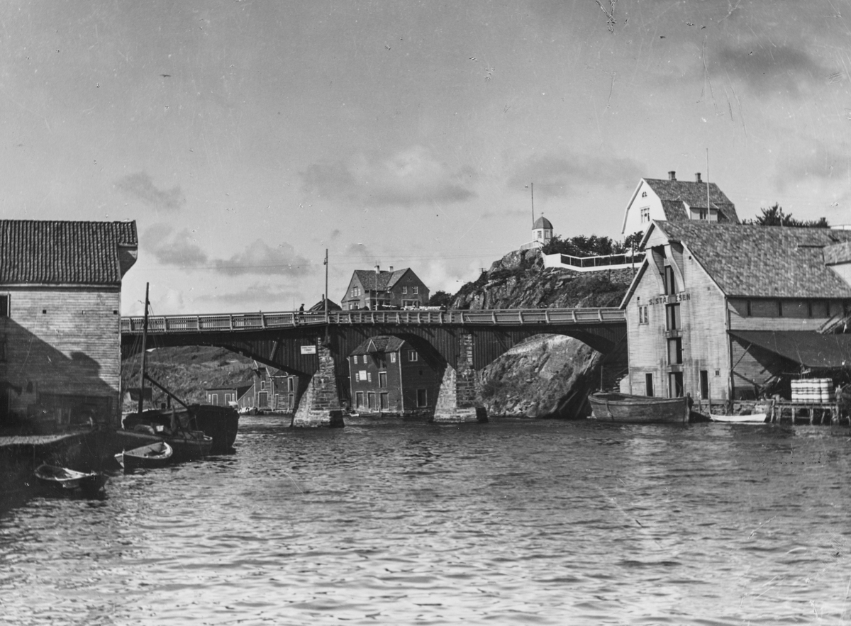 Bakarøybroen sett mot nord, ca. 1929.