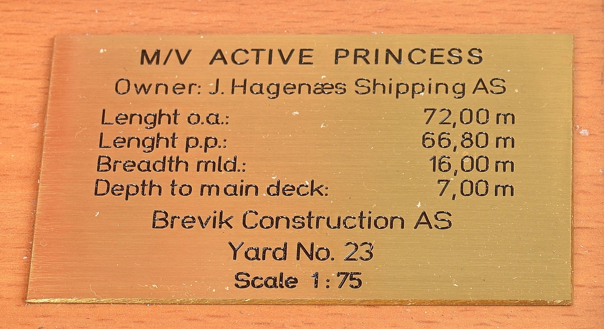 Skipsmodell av "MV Active Princess"