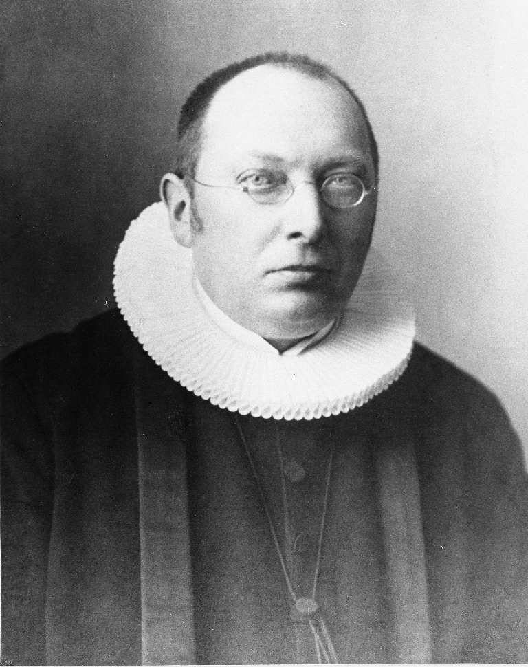 Alf Bjerk Amundsen, prest i Time 1925 - 1926.
