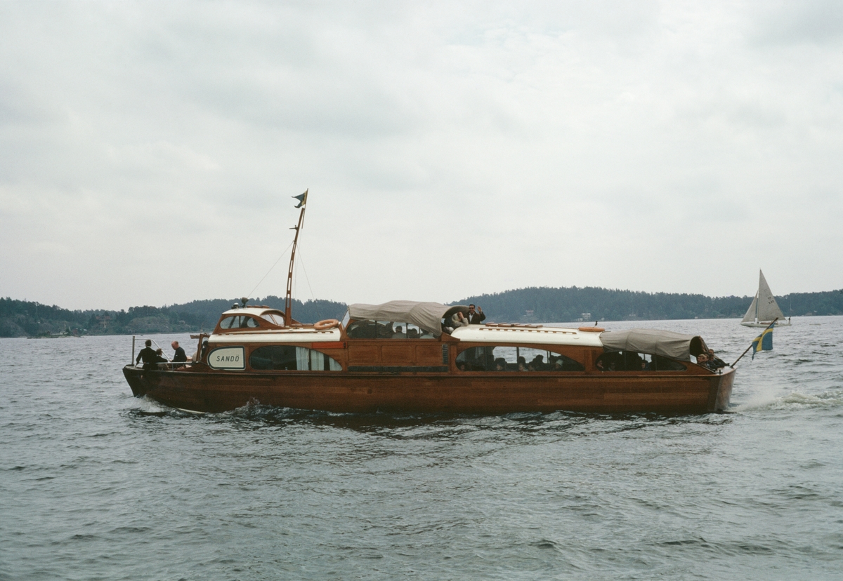 Motorbåten Sandö vid Vaxholm.