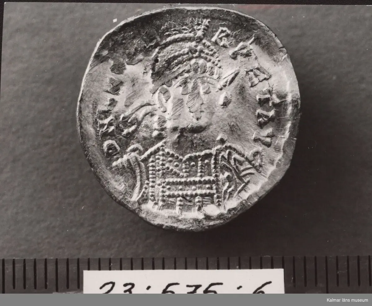 KLM 23575:6  Mynt, solidus, guld. Präglad för Leo I (457-474 e.Kr).