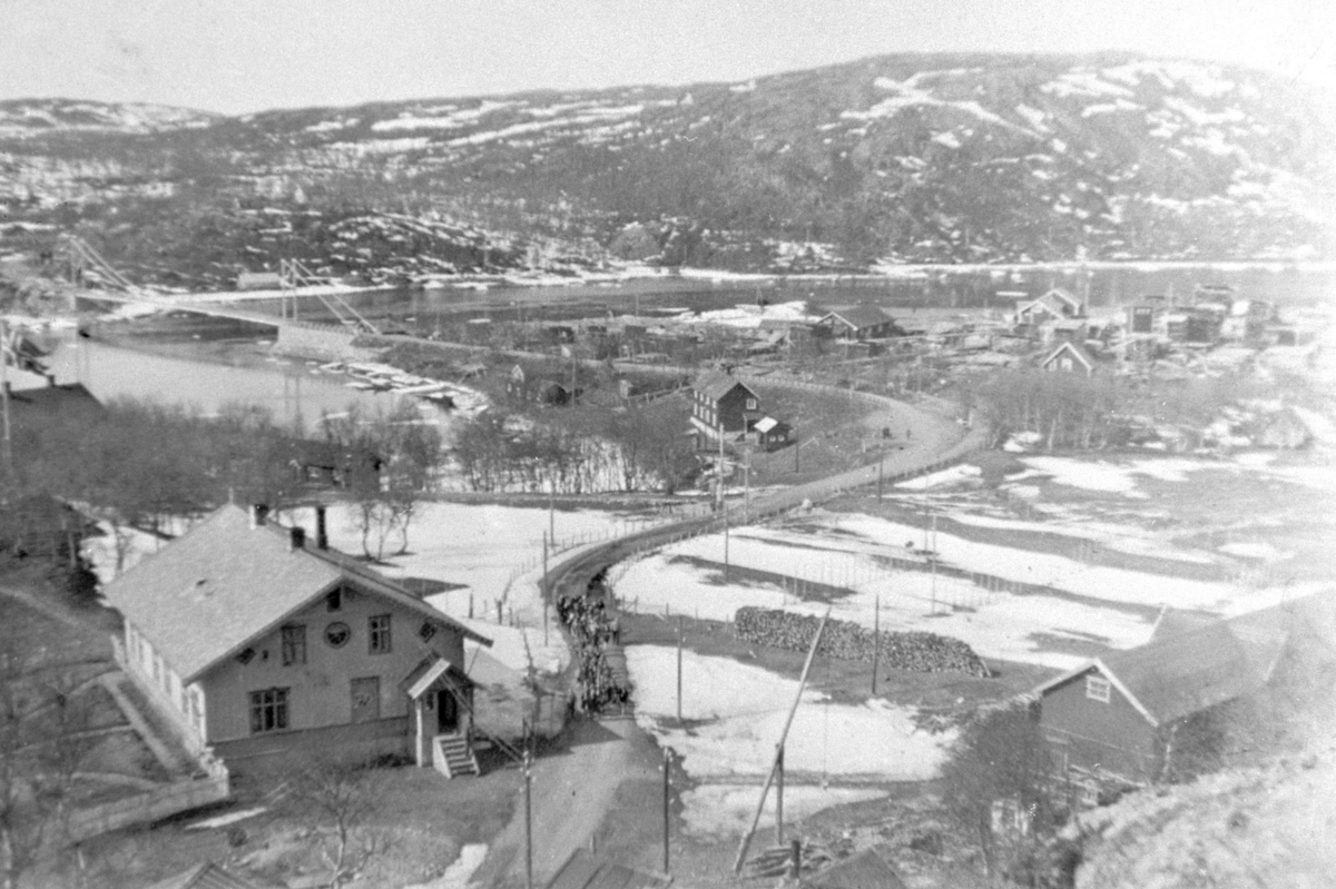 17.mai-feiring i Elvenes, før 1940.