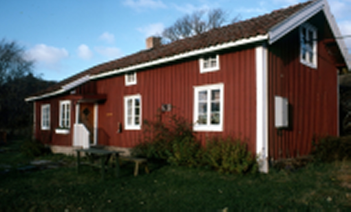 Gårdshuset Långåker 1:3 (Hembygdsgården) år 1981. Byggnaden har delar från 1600-talet och utseende från 1800-talet.
