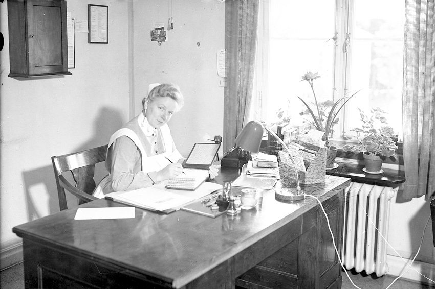 Inez Göransson, husmor vid Centrallasarettet 1938-1961/1963.
Västerås.