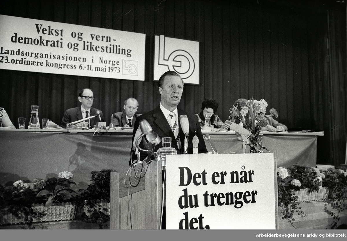 LO-kongressen, mai 1973. LO-formann Tor Aspengren (1917-2004) på talerstolen.
