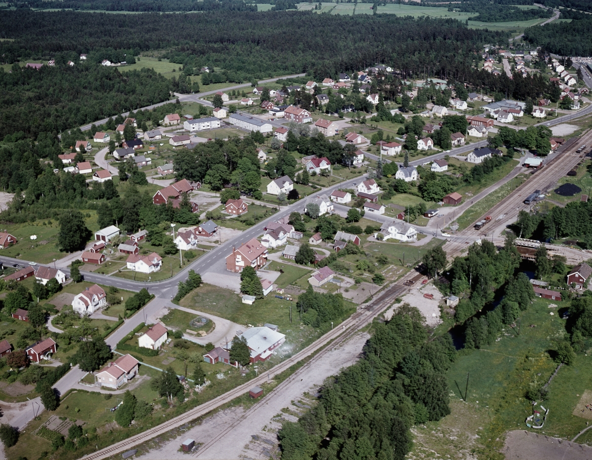 Flygfoto över Forsheda i Värnamo kommun. Jönköpings län 332/1968