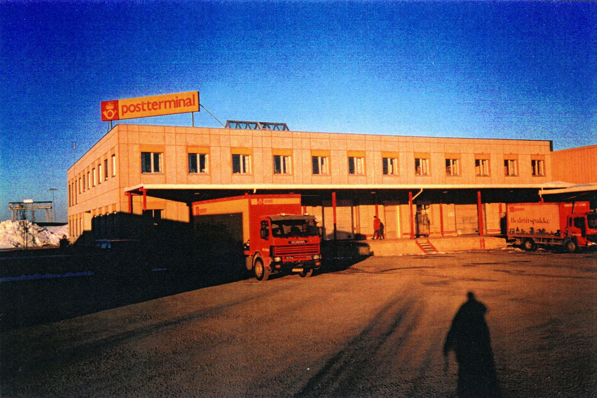 eksteriør, postkontor, 7729 Steinkjer, postterminalen