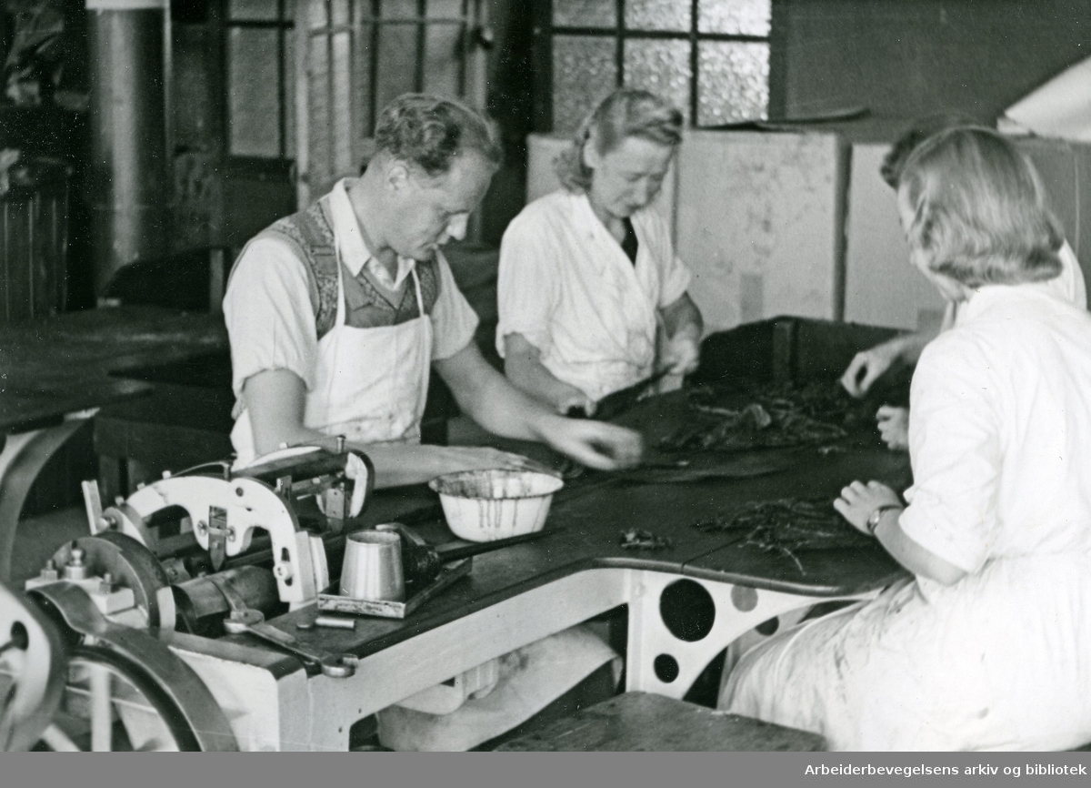 Langaards Tobakkfabrikk,.ca. 1950