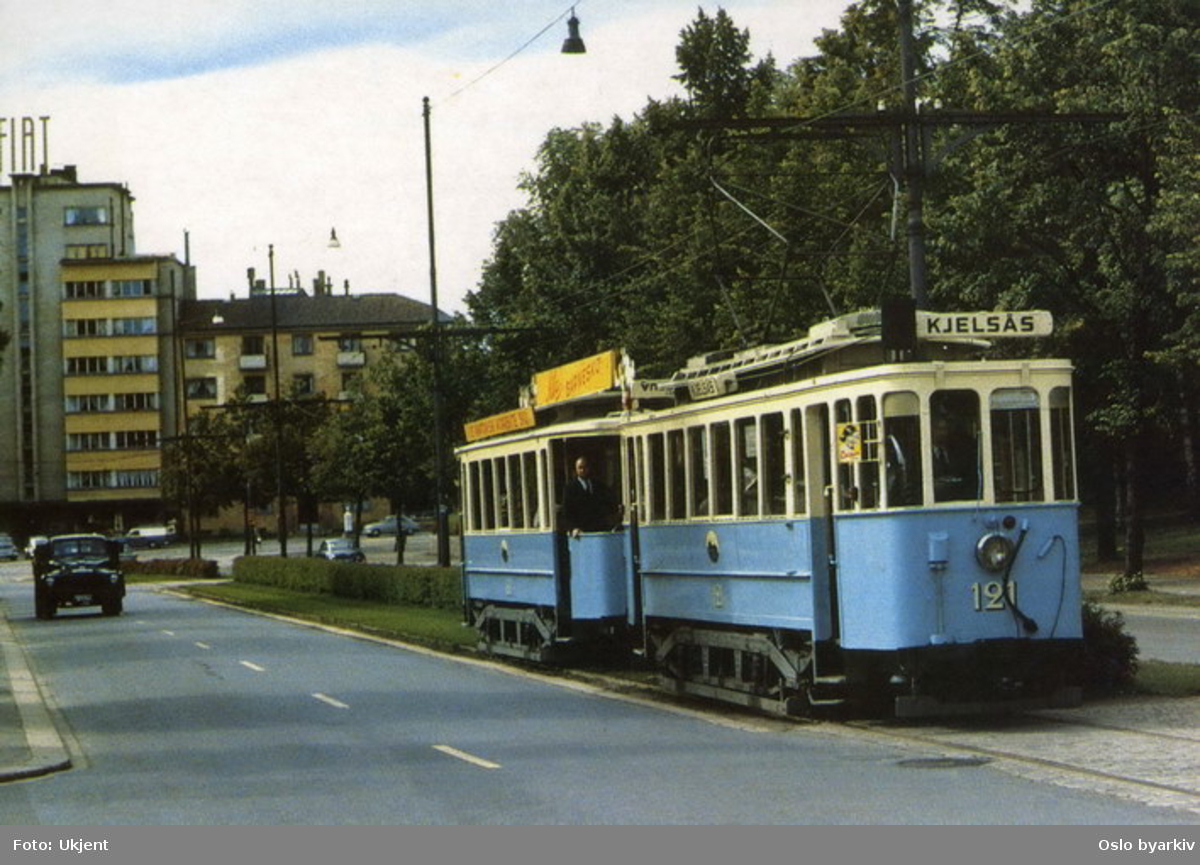 HaWa vogntog i Kirkeveien ved Frognerparken i 1950 årene.