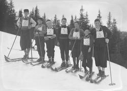 Familieskirenn på Brynseter. 
Familiene Smith, Jomar Larsen