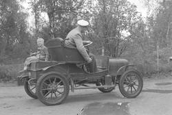 Piccolo 1909 som tilhørte Yngvar Knudtzon. Bileier Arnulf Be