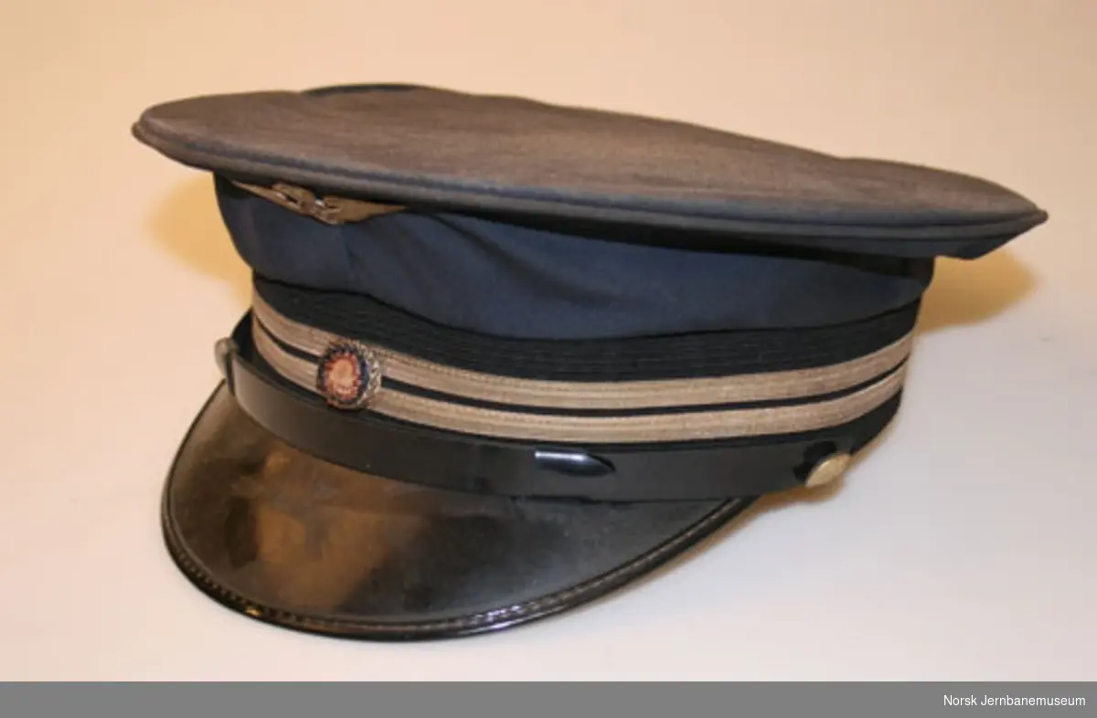Uniformslue fra lokomotivfører