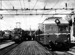 Togbytte på Mysen mellom motorvognsett type 69 og type 65