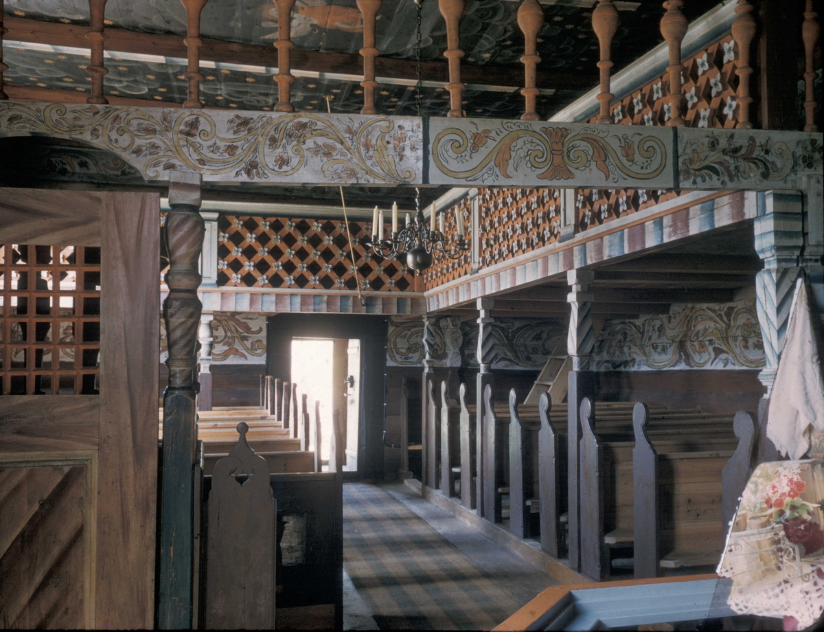 Interiør Fra Valle Kirke Med Korskille Vegg Norsk Folkemuseum