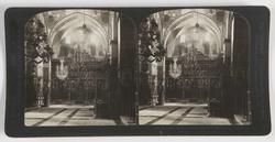 Stereoskopi. Interiør i klosterkirken Mar Saba, Palestina.