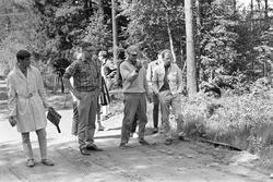 Serie. Norsk films innspilling av Arne Skouens film "Reisen 