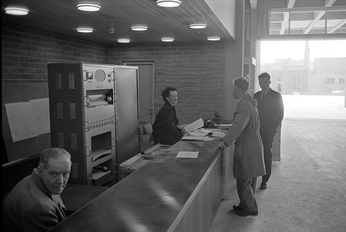 Norges Varemesse, Oslo, Sjølystveien, april 1962, varemottak.