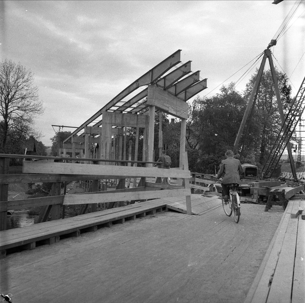 Lillestrøm, Skedsmo, Akershus, 03.06.1957. Brubygging.