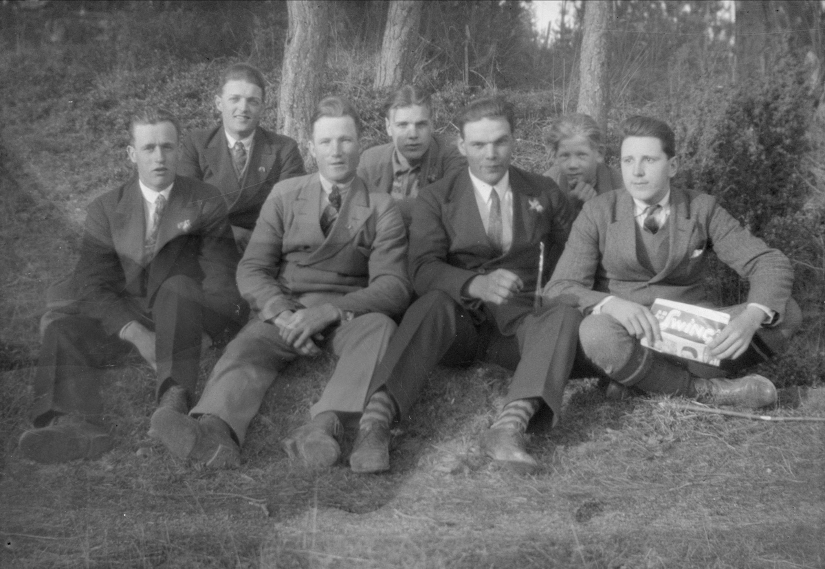 Göte Blom med vänner - Ytterkvarn, Österunda socken, Uppland 1940 - 50-tal