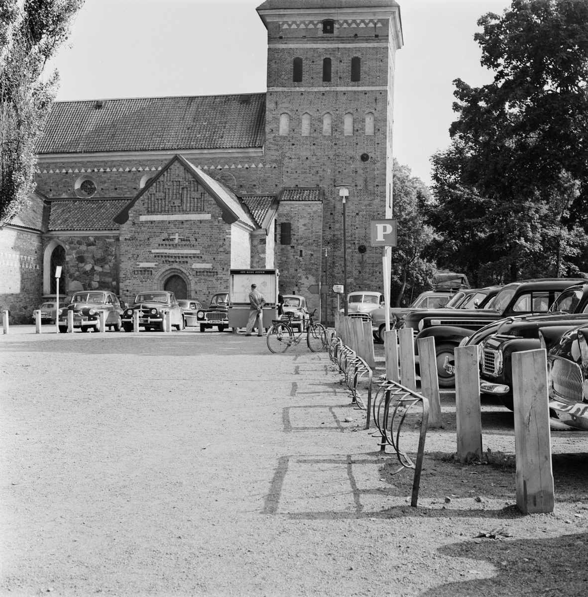 Parkering vid Helga Trefaldighets kyrka, Uppsala