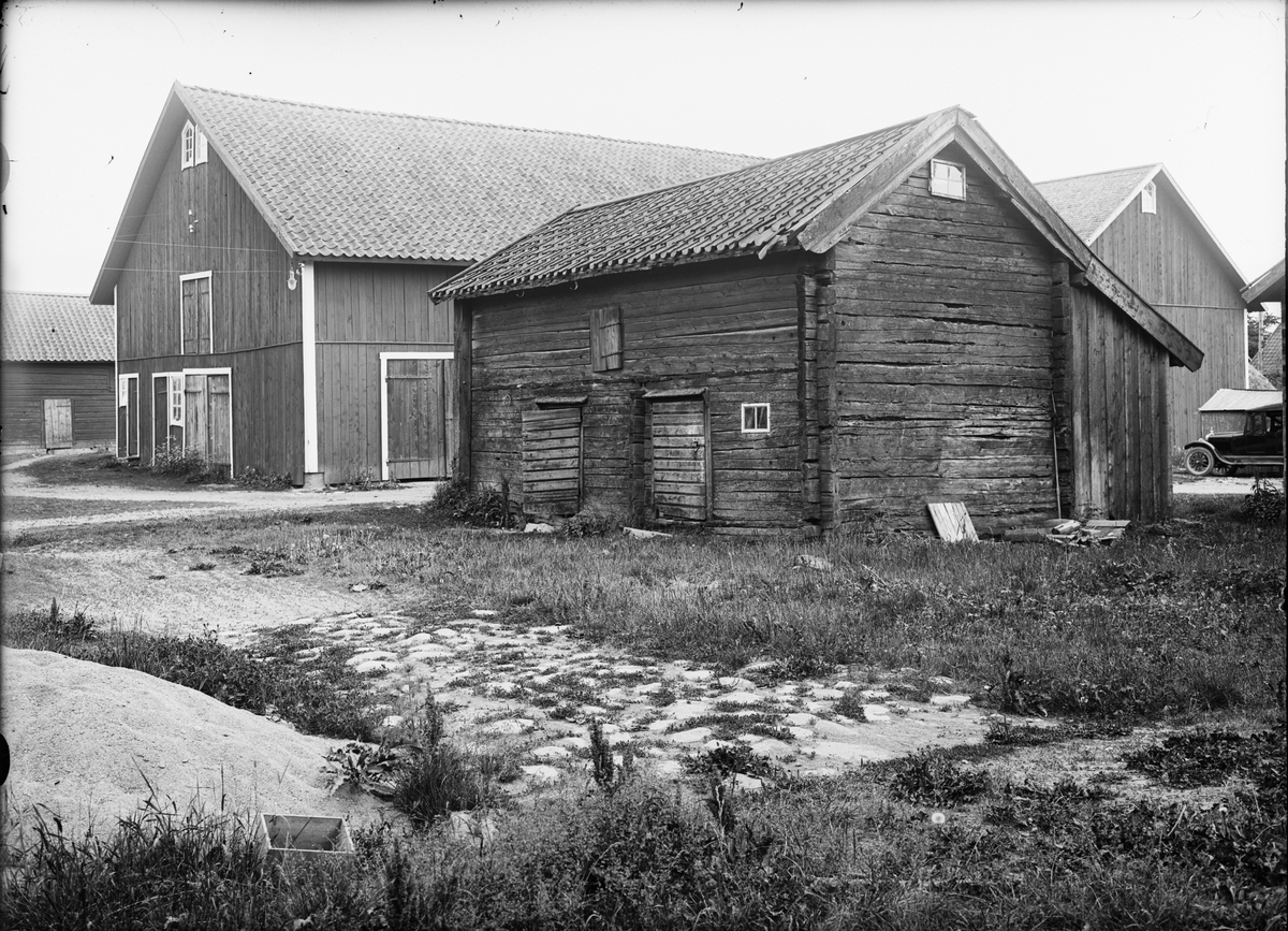Gårdsmiljö, Petterssons, Skölsta, Vaksala socken, Uppland sannolikt 1920-tal