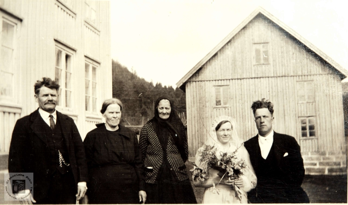 Bryllup Laungehaugen, Ågedal i Bjelland, nå Audnedal.
