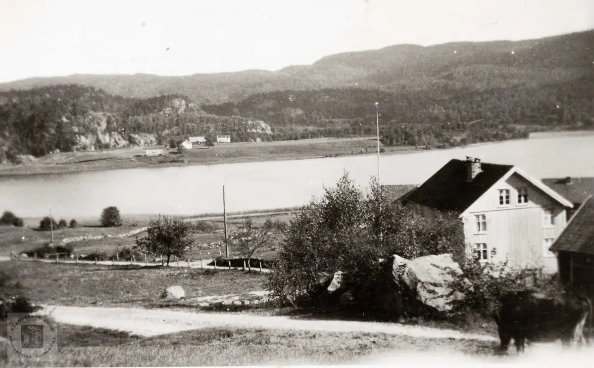 Bildet viser garden "Samloga" på ytre Øydna. Grindeheim Audnedal.