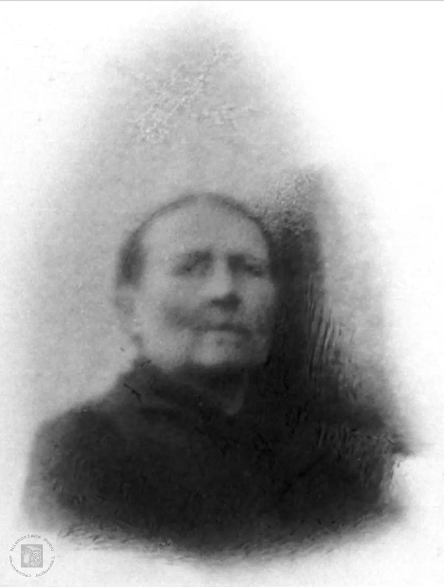Portrett av Mari Hefteli, Bjelland.
