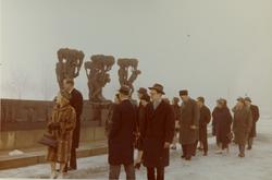 Gjester på omvisning i Vigelandsparken dagen før stabelavløp