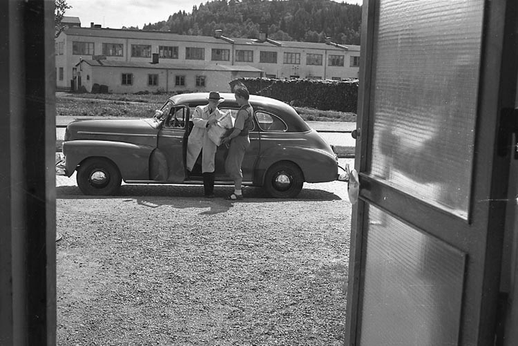 Enligt notering: "Bohusläningens Tidningsbil 30/5 1949".