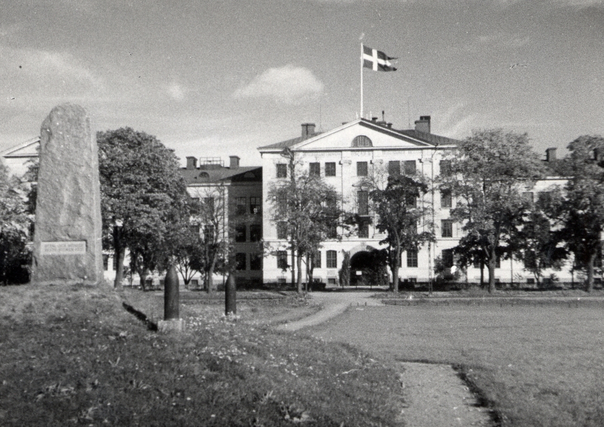 kanslihuset-vid-arm-ns-underofficersskola-i-uppsala-f-rsvarets