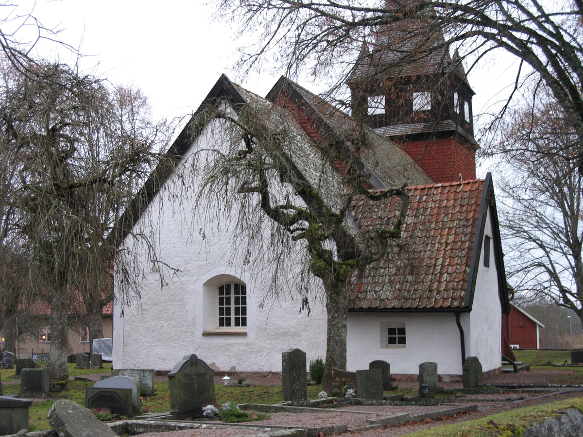 Haurida kyrka. Från nordost före utvändig restaurering 2012.