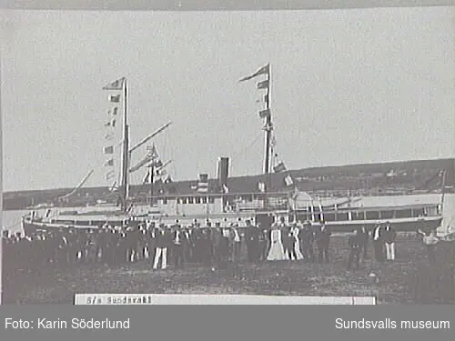 Alnö hembygdsförenings fotosamling.S/S Sundsvall byggd i Norrköping 1854, längd  150 fot.  .