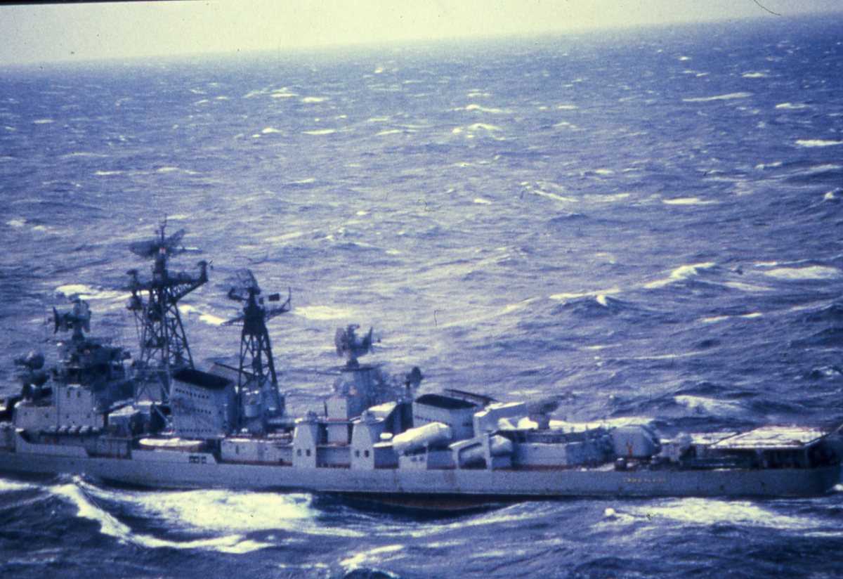 Russisk fartøy av Modifisert Kashin - klassen.
