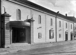 Røde Mølle kino. Eksteriør.