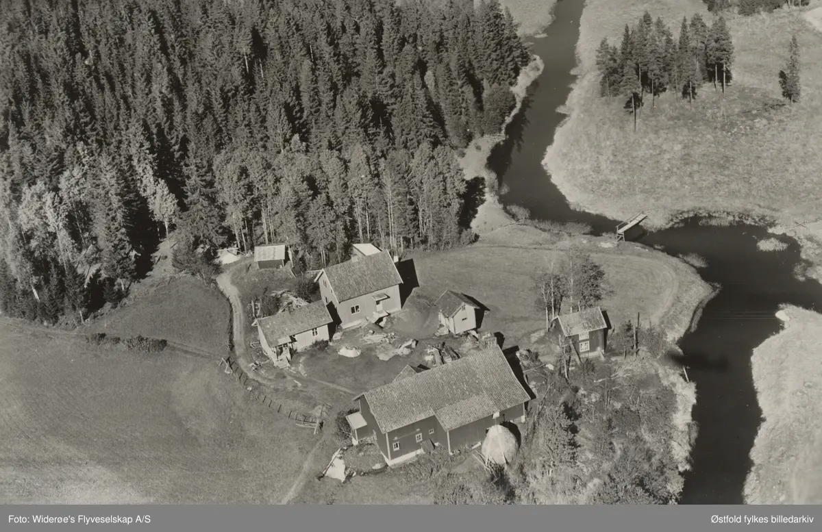 oversiktsbilde, gårdsbruk, skråfoto,