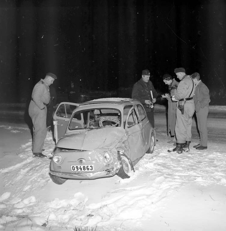 Enligt notering: "Krock vid Sörvik 8/12 1960".