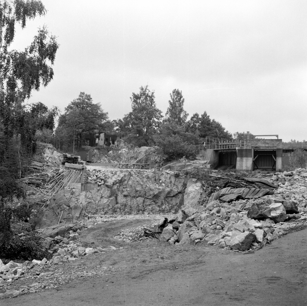 Brobygge och ombyggnation av Ådalsvägen i Huskvarna.