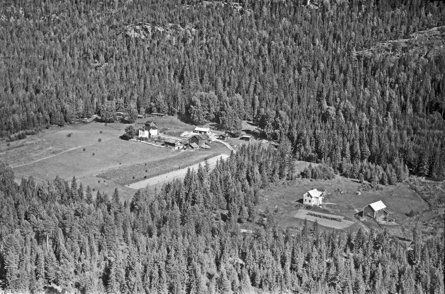 Gårdsbruk (Sjølisand), Strandvollen. - Anno Musea i Nord-Østerdalen ...