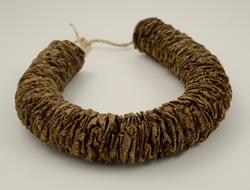 Uten tittel [Halssmykke]