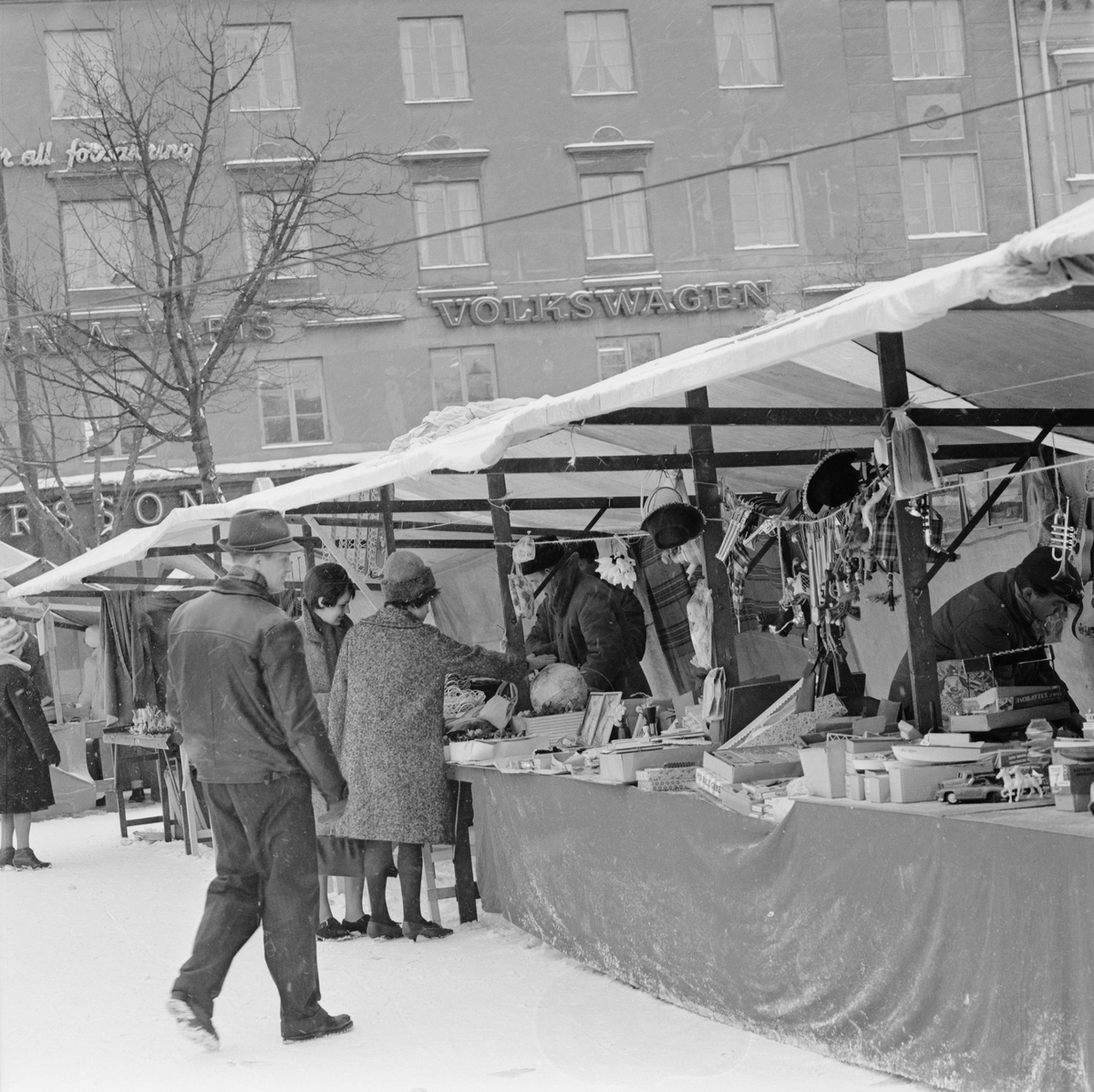 Distingsmarknad, stånd, Uppsala 1949