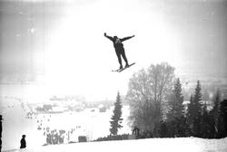 Lillehammerrennene. Gamle Lysgårdsbakken 1928.
Lysgård i ba