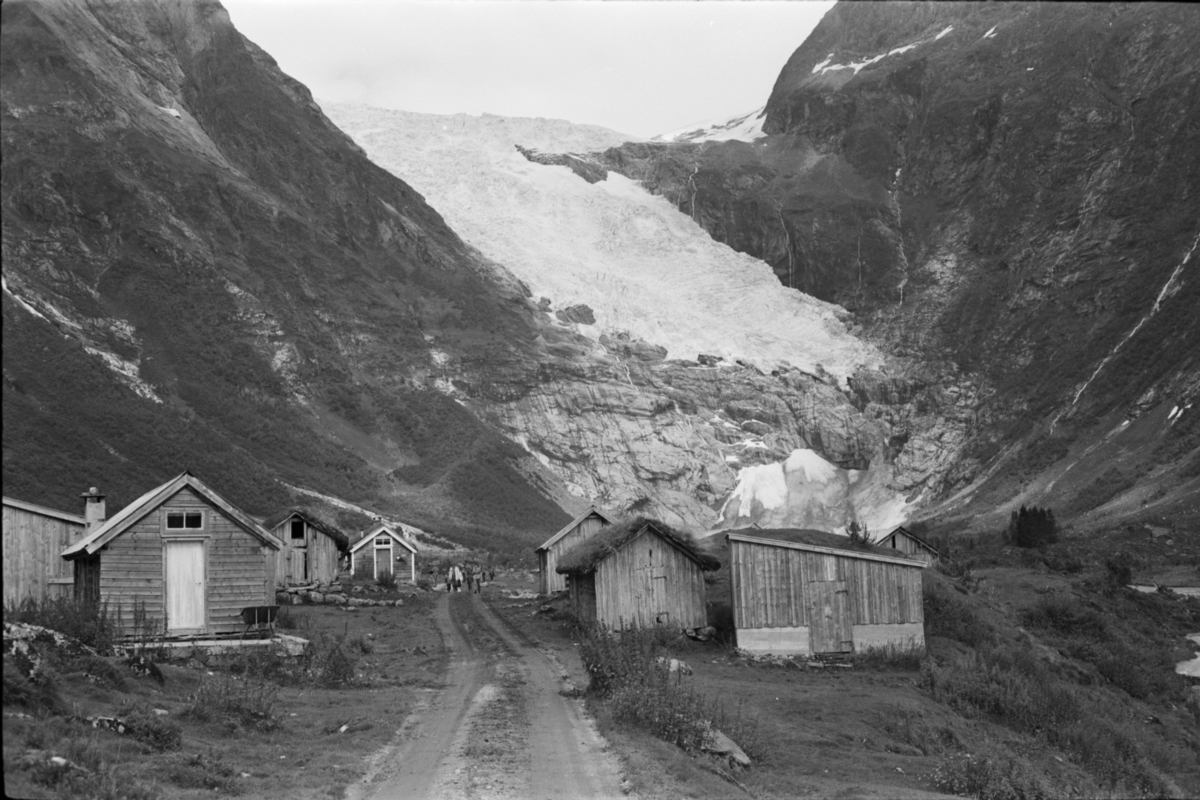 08 Fjærland. Bøyabreen 1974