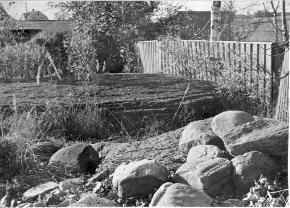 Gånggriften Gläshall el. Kung Björns grav. Fr. restaureringen 1951.