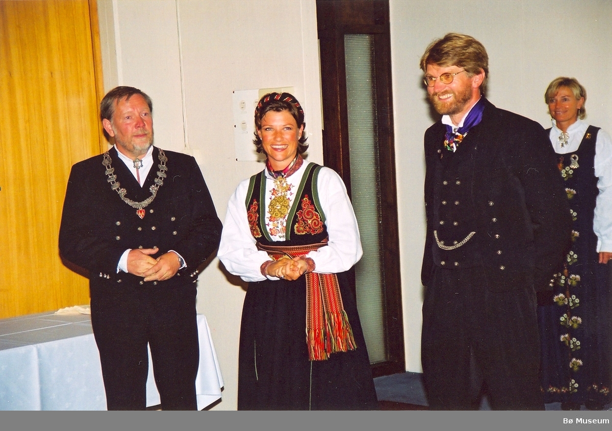 Arne Storhaug,  Prinsesse Märtha Louise og Kjell Bitustøyl på Bø Museum