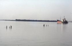 Fiskere ved stranden.