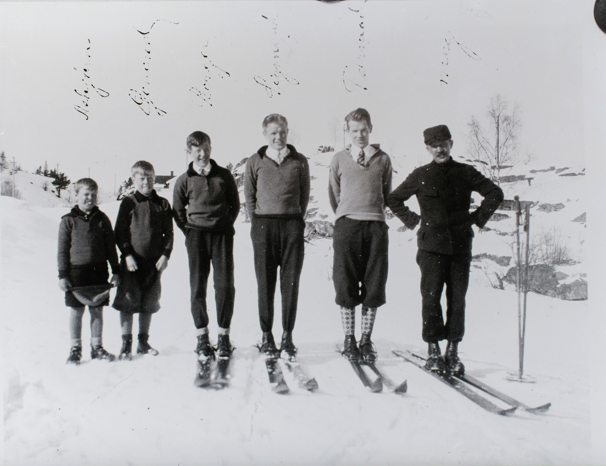The Ruud family on ski in the early 1920s