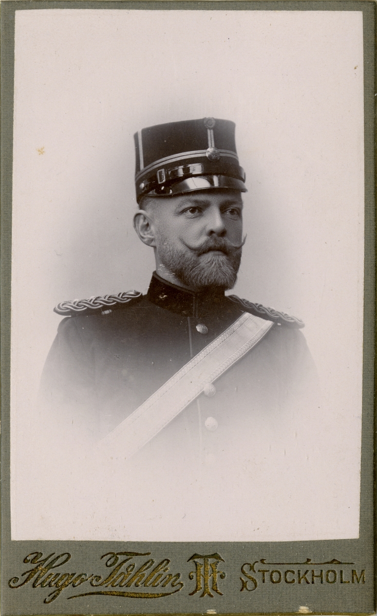 Porträtt av Arvid Gullström, bataljonsläkare vid Värmlands fältjägarkår.