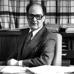 Halvard Bjørkvik, direktør 1975-1989 (Foto/Photo)